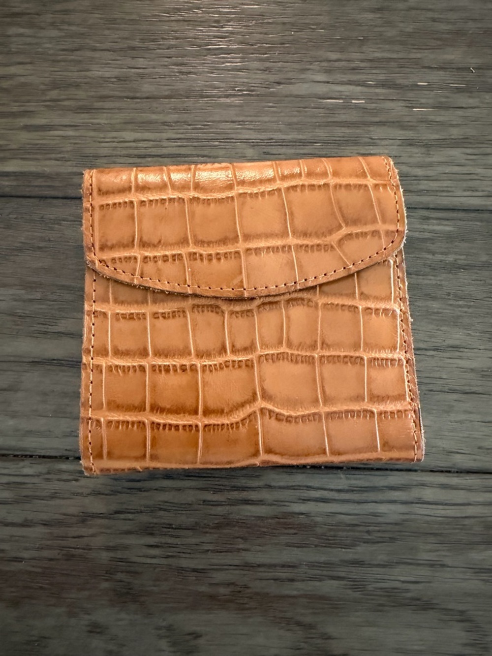 Patricia Nash Tan Croc Embossed Leather‎ Trifold Wallet Kiss Lock Coin Purse
